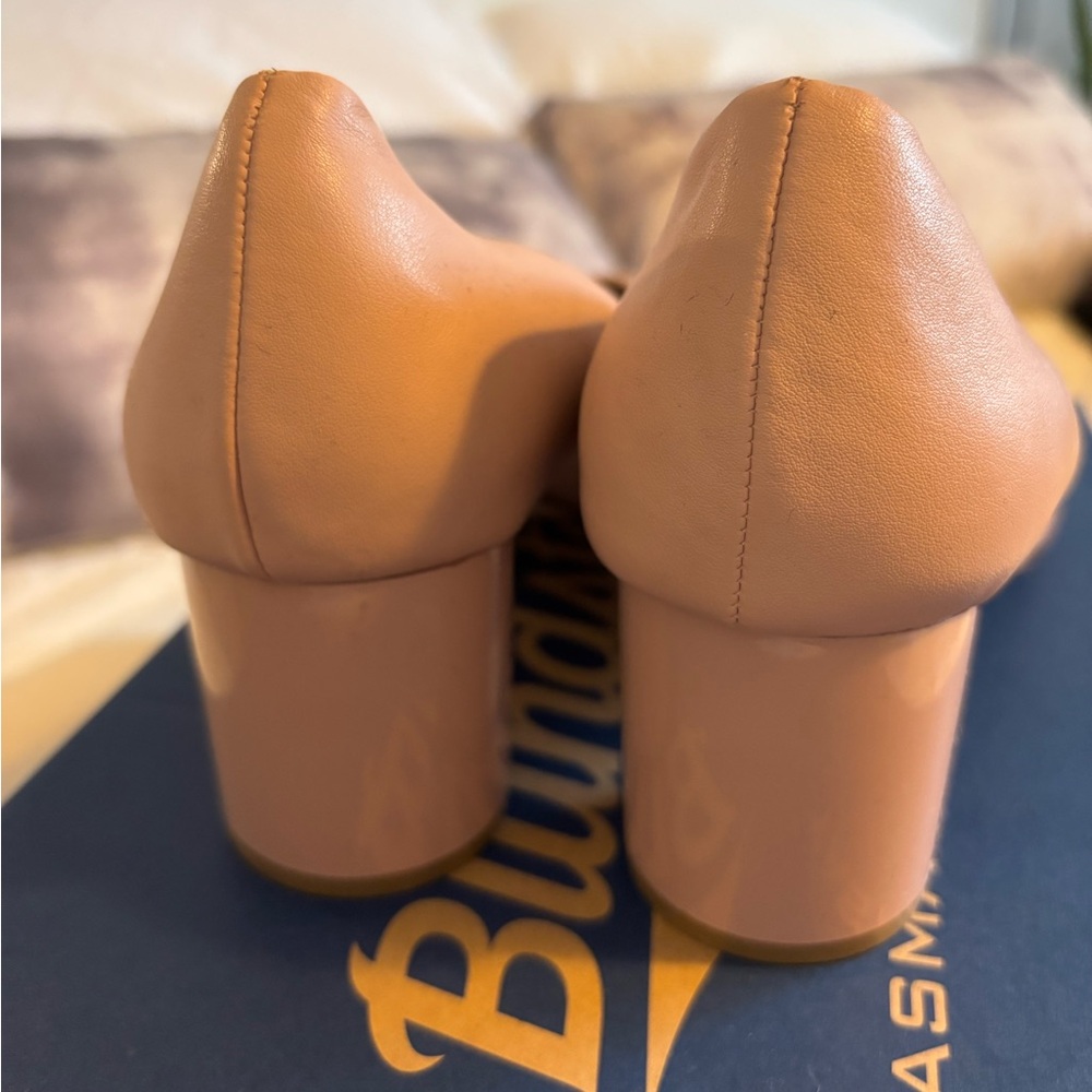 Pink heels - Picture 3 of 4